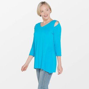Belle Kim Gravel Knit Top Asymmetrical Hem